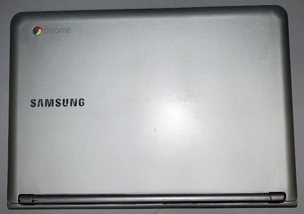 Chrome. Samsung XE303C12-A01US